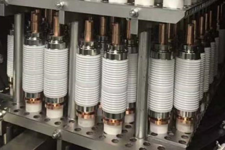 真空開關管產(chǎn)生操作過電壓的原因是什么？
